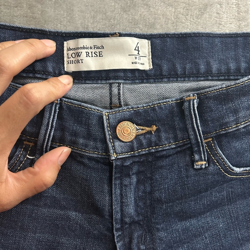 Abercrombie & fitch low rise denim shorts - Picture 3 of 11